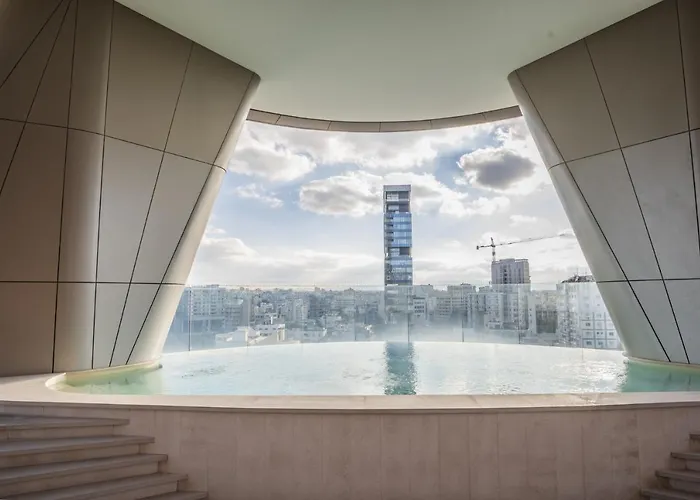 360 * Никосия